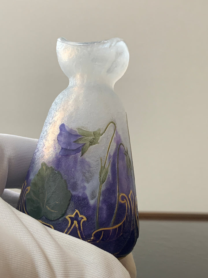 ドーム兄弟（ドームナンシー）金彩とスミレの花の花瓶（高級ライン作品）