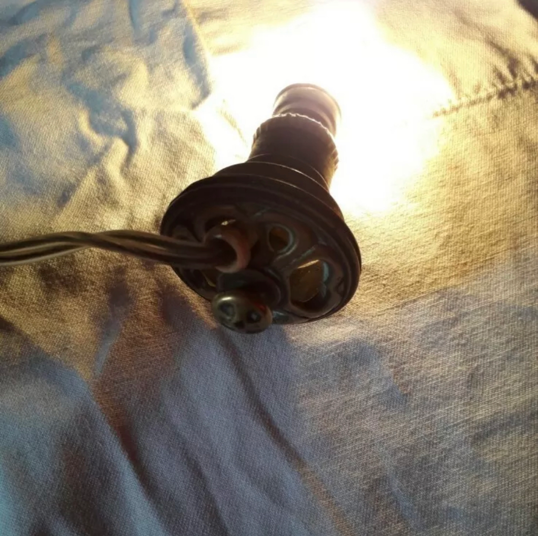 エミールガレ　風景が描かれたアンティークテーブルランプ（ベッドサイドランプ）