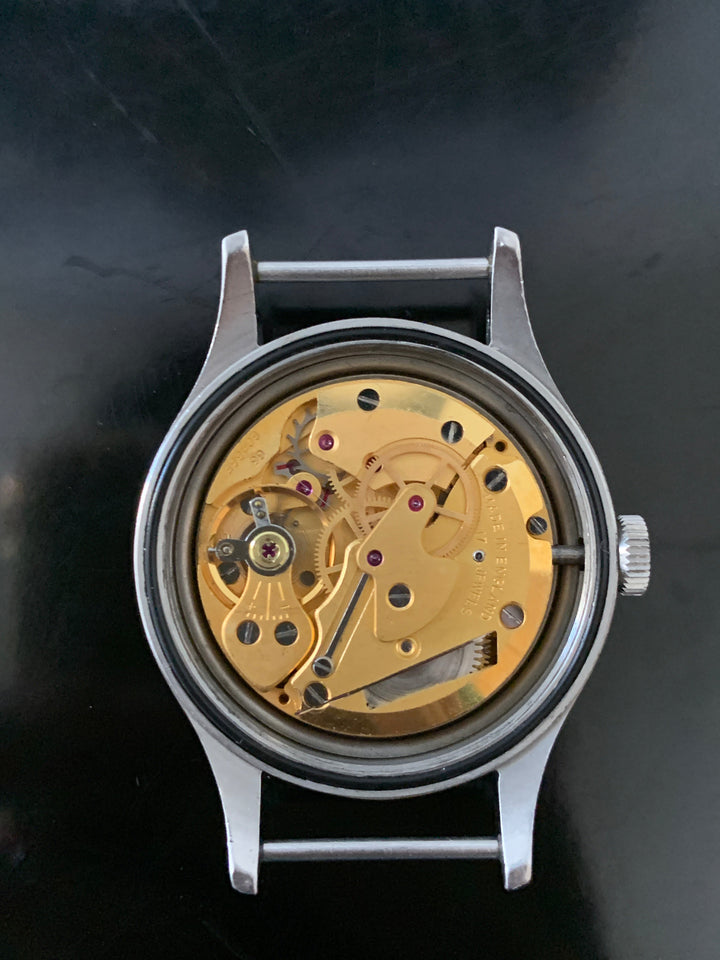 スミス（Smiths）イギリス陸軍用腕時計 ブロードアロー W10 1968年支給品