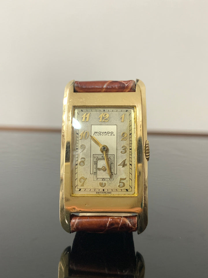 モバード（MOVADO）14k カービプラン アールデコ時代 レクタンギュラー型腕時計