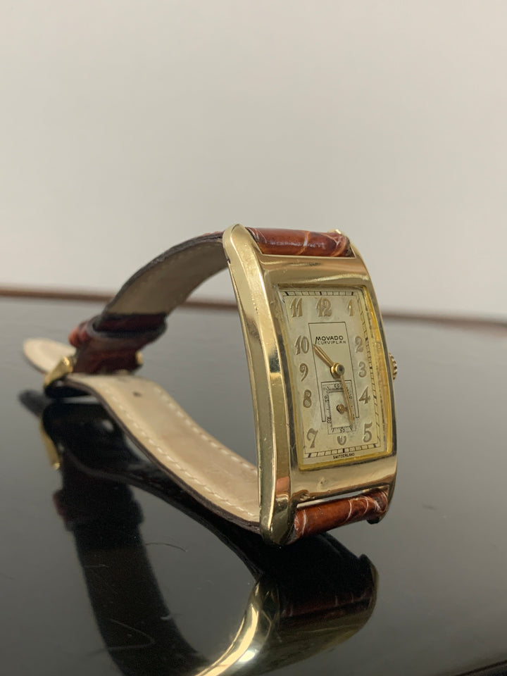 モバード（MOVADO）14k カービプラン アールデコ時代 レクタンギュラー型腕時計