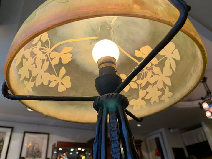 エミールガレ　シュガーパインの葉のアンティークテーブルランプ（アールヌーボー時代）