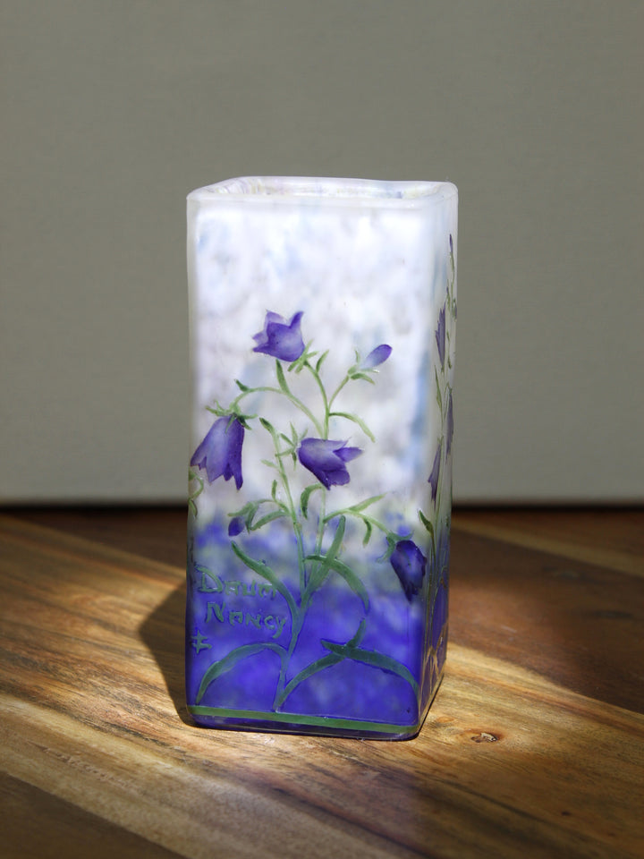 ドーム兄弟（ドームナンシー）カンパネラの花の花瓶