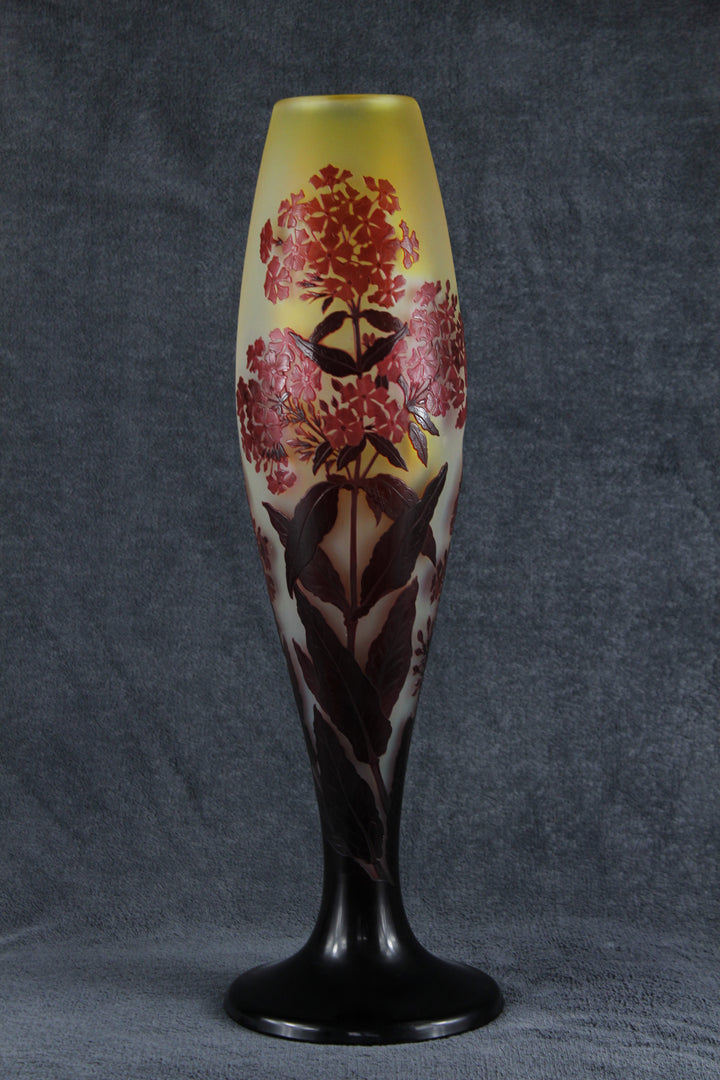 エミールガレ　ペンタスの花の大型花瓶