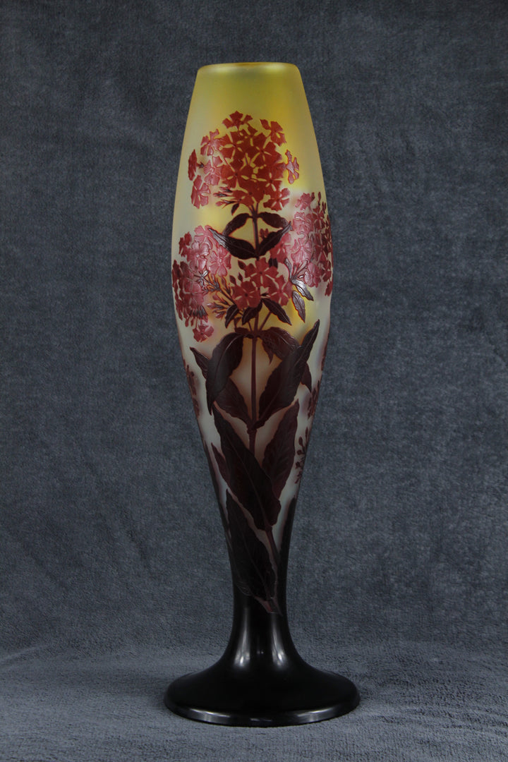 エミールガレ　ペンタスの花の大型花瓶