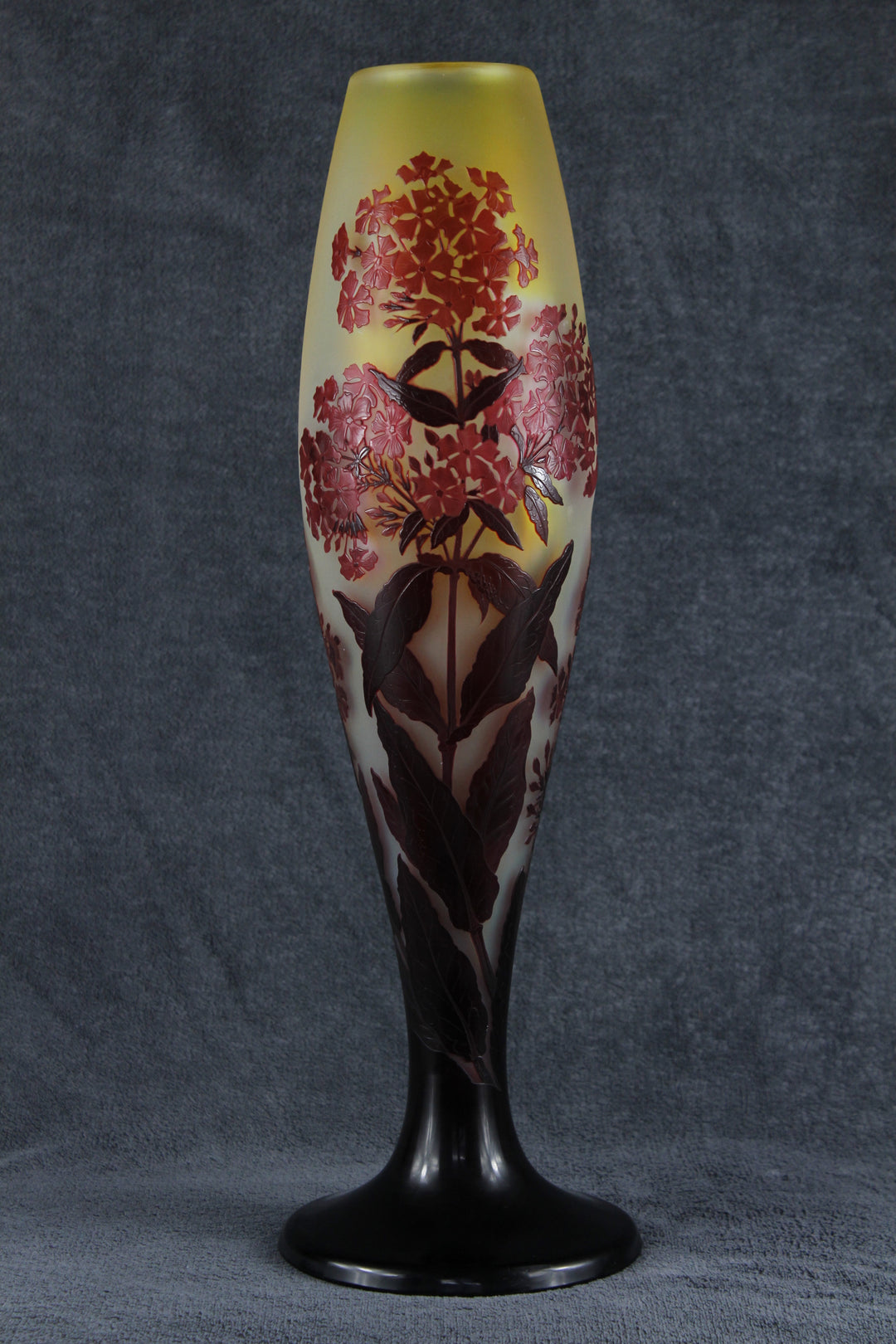 エミールガレ　ペンタスの花の大型花瓶