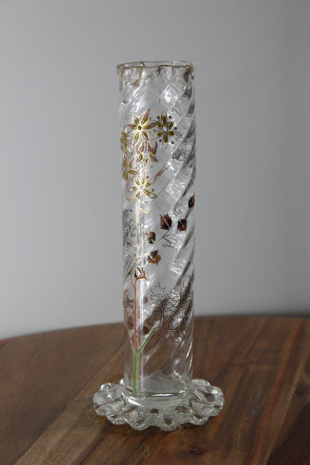 エミールガレ　エナメルガラスの初期作品　自然の草花の花瓶（ジャポニズム）