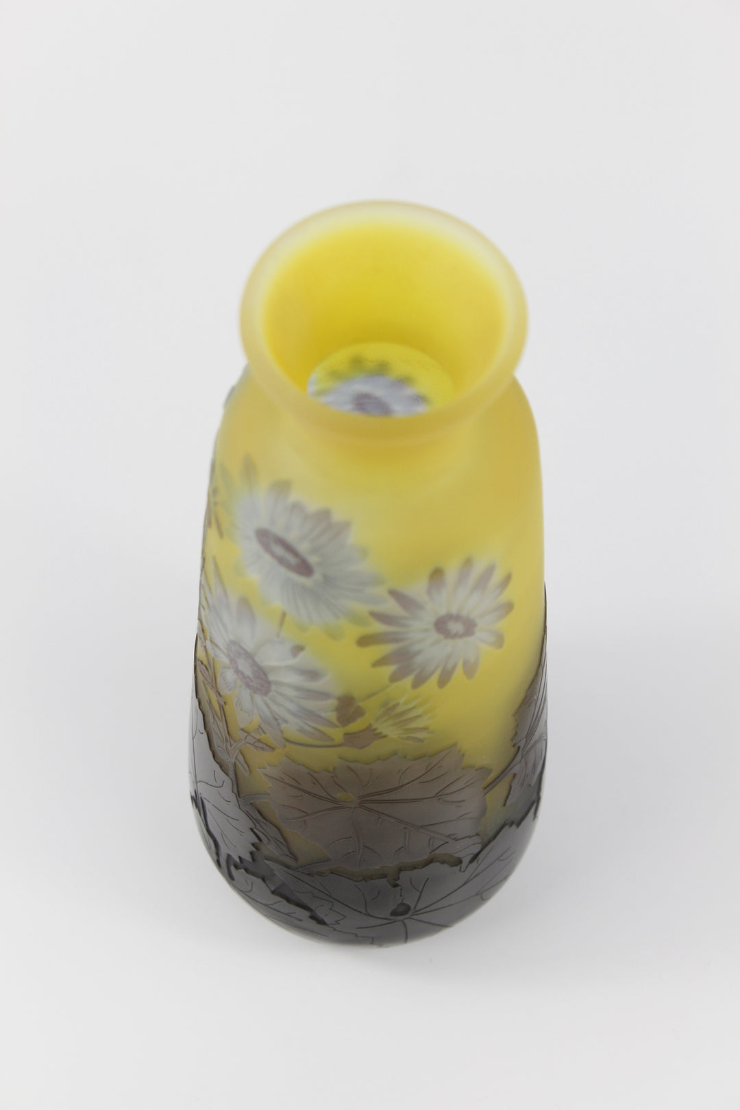 エミールガレ　シネラリアの花の花瓶