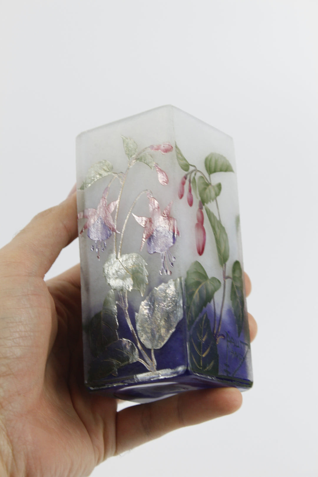 ドーム兄弟（ドームナンシー）フクシアの花の花瓶