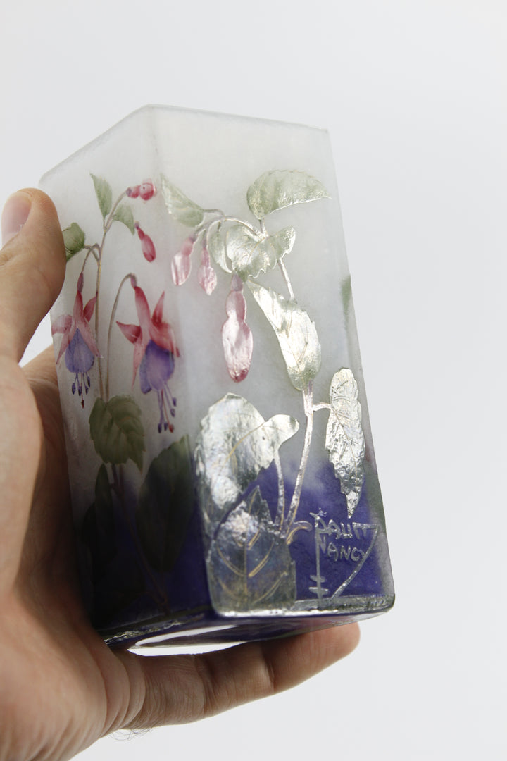 ドーム兄弟（ドームナンシー）フクシアの花の花瓶