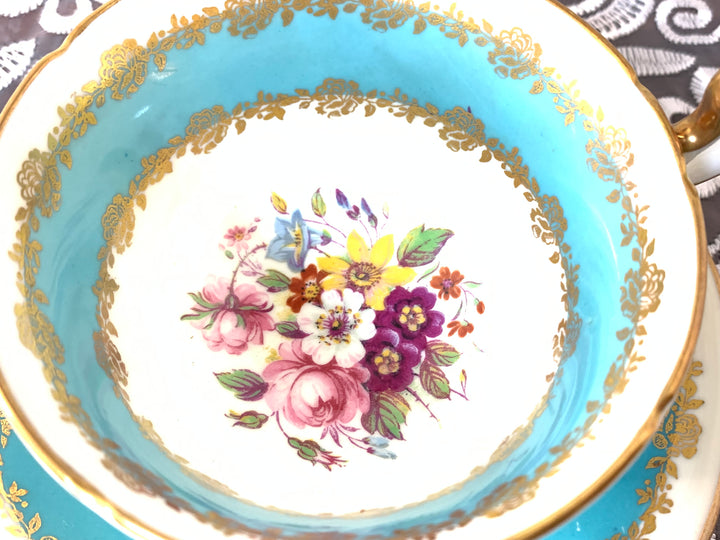 エインズレイ　ピンクローズとブルームのティーカップ&ソーサー