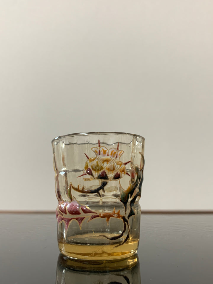 エミールガレの初期作品　エナメルガラスが使われたアザミのリキュールグラス