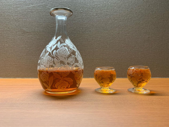 オールドバカラ　フォントネー『薔薇』極小のショットグラス２個とデカンタセット
