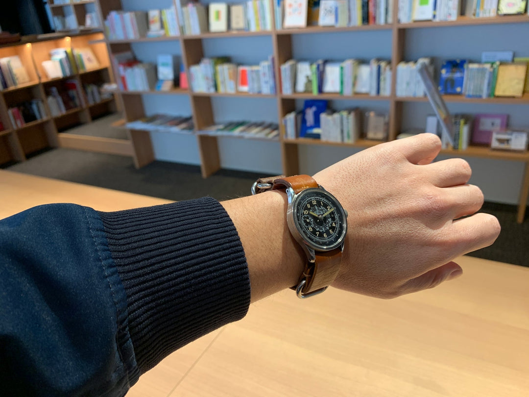 ヴィンテージ ミリタリークロノグラフ　アンジェラス　キャリバー210 CAL.210