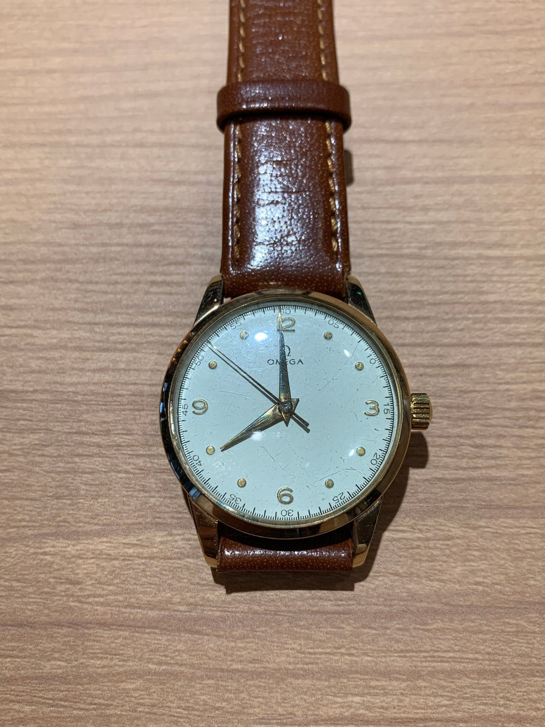 1958年製　オメガ　手巻きヴィンテージウォッチ　CAL.283