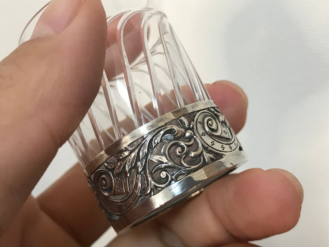 オールドバカラ　シルバーホルダーのリキュールグラス