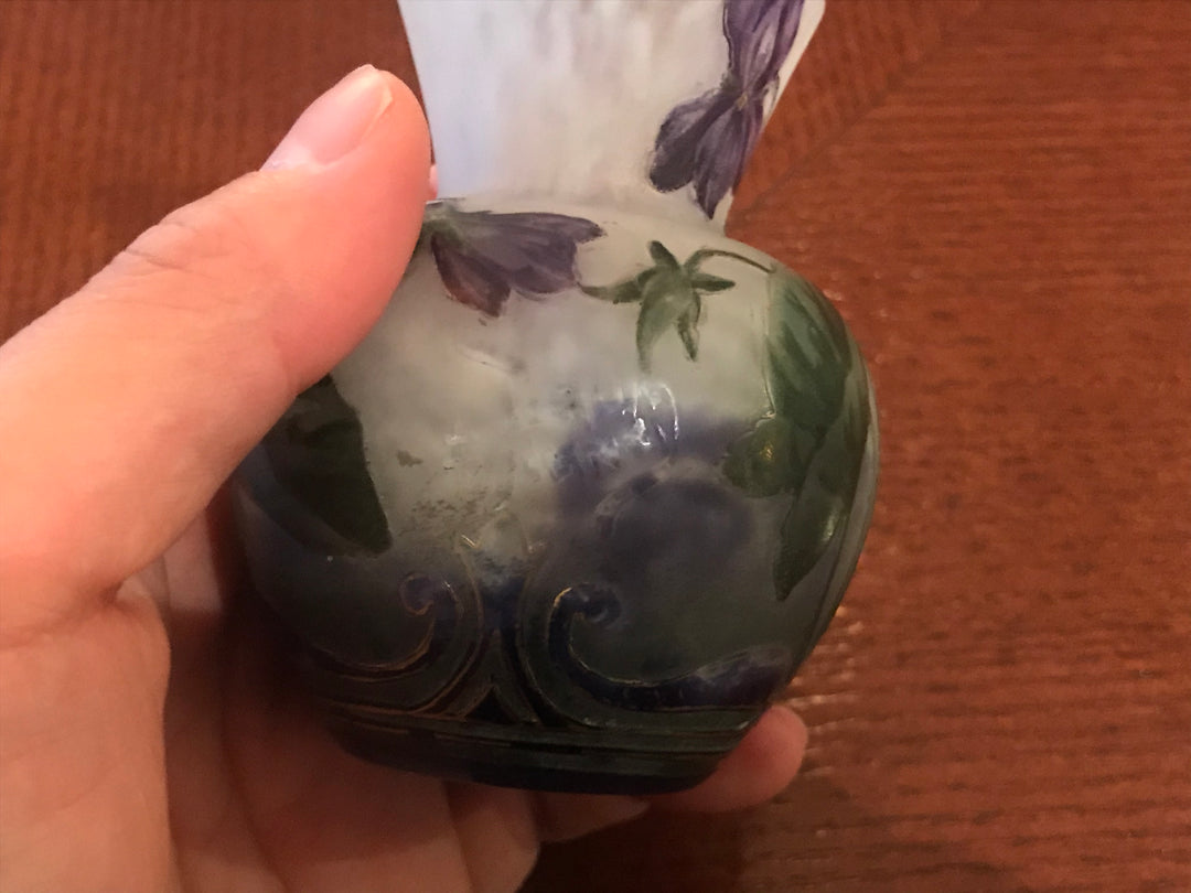 ドーム兄弟（ドームナンシー ）スミレのコロン型花瓶