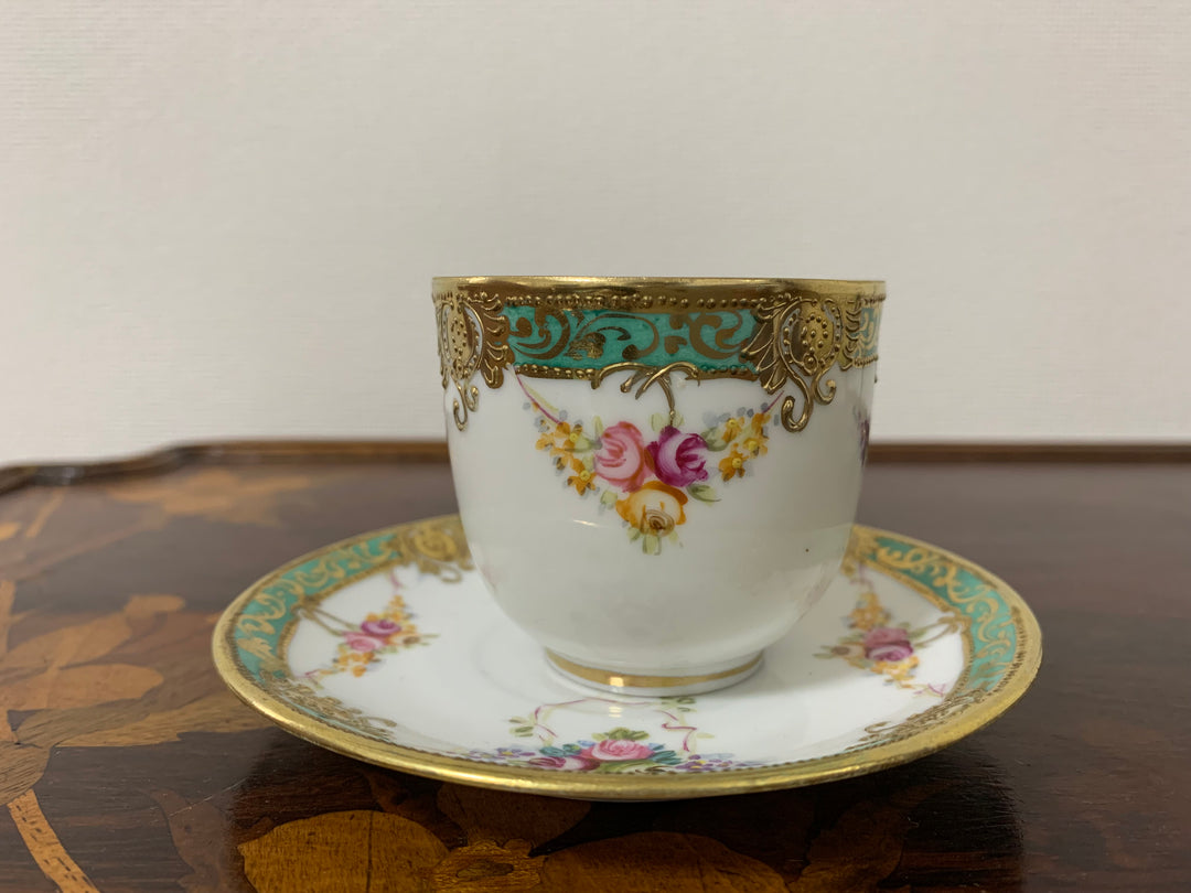 オールドノリタケ初期のマルキ印作品　ピンクローズのブルームのカップ＆ソーサー