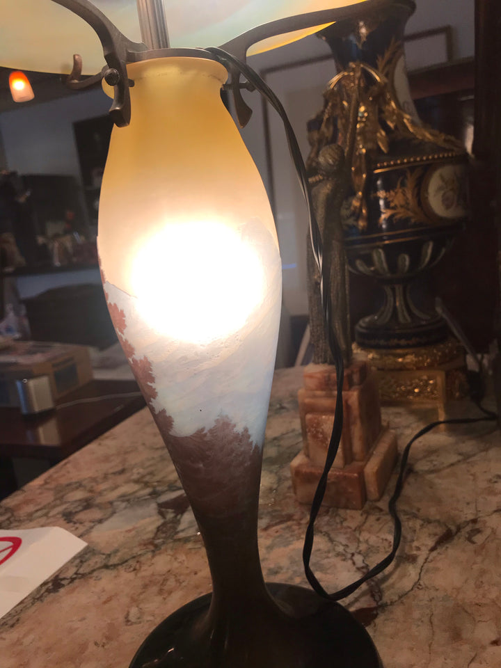 エミールガレ　山岳風景と鷲尾のアールヌーボー時代のアンティークテーブルランプ