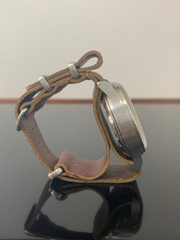 レマニア　イギリス艦隊航空隊クロノグラフ腕時計　ヴィンテージミリタリーウォッチ