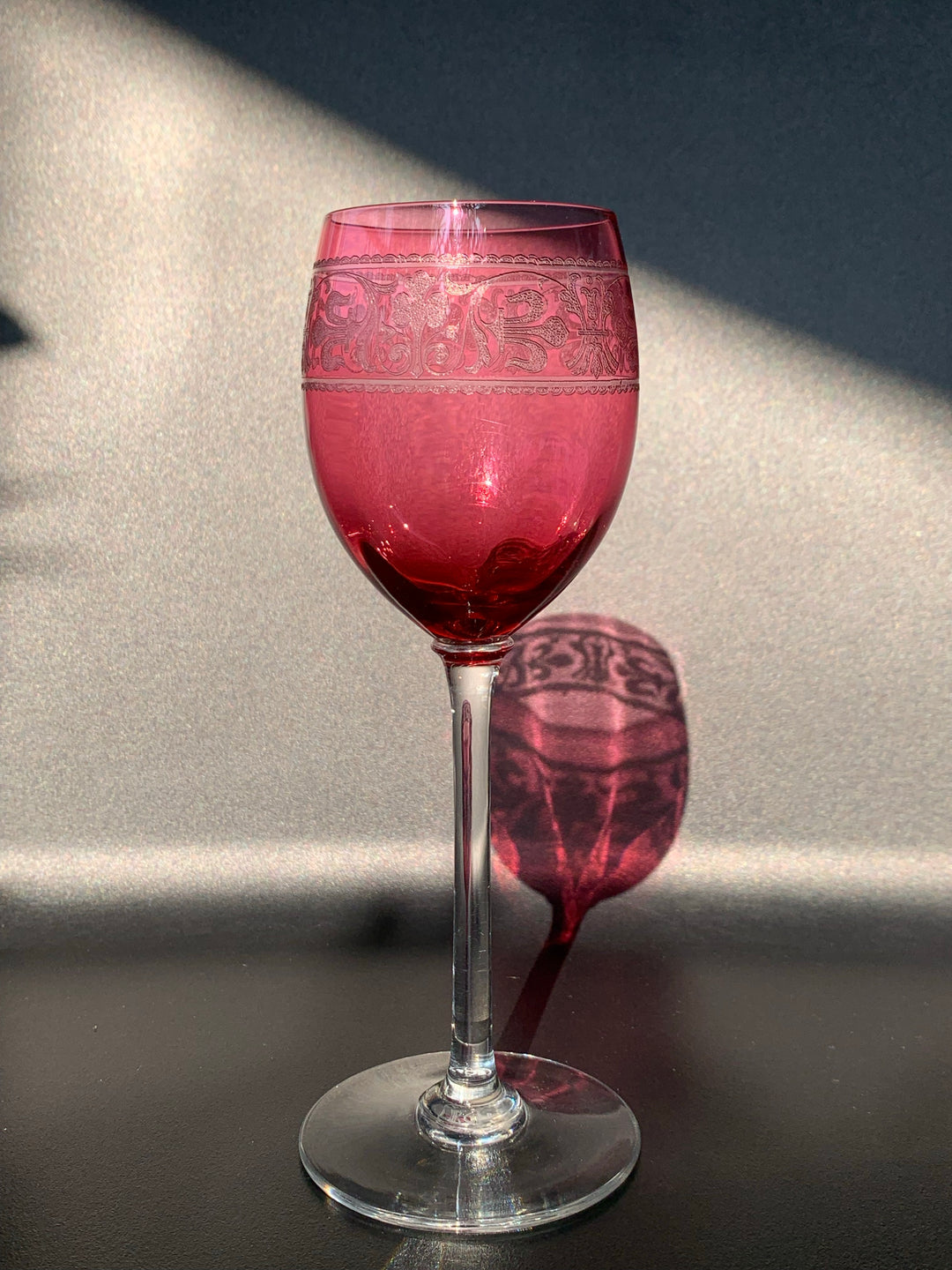 オールドバカラ　メディシス　ワイングラス　アメジスト（レッド）クリスタル