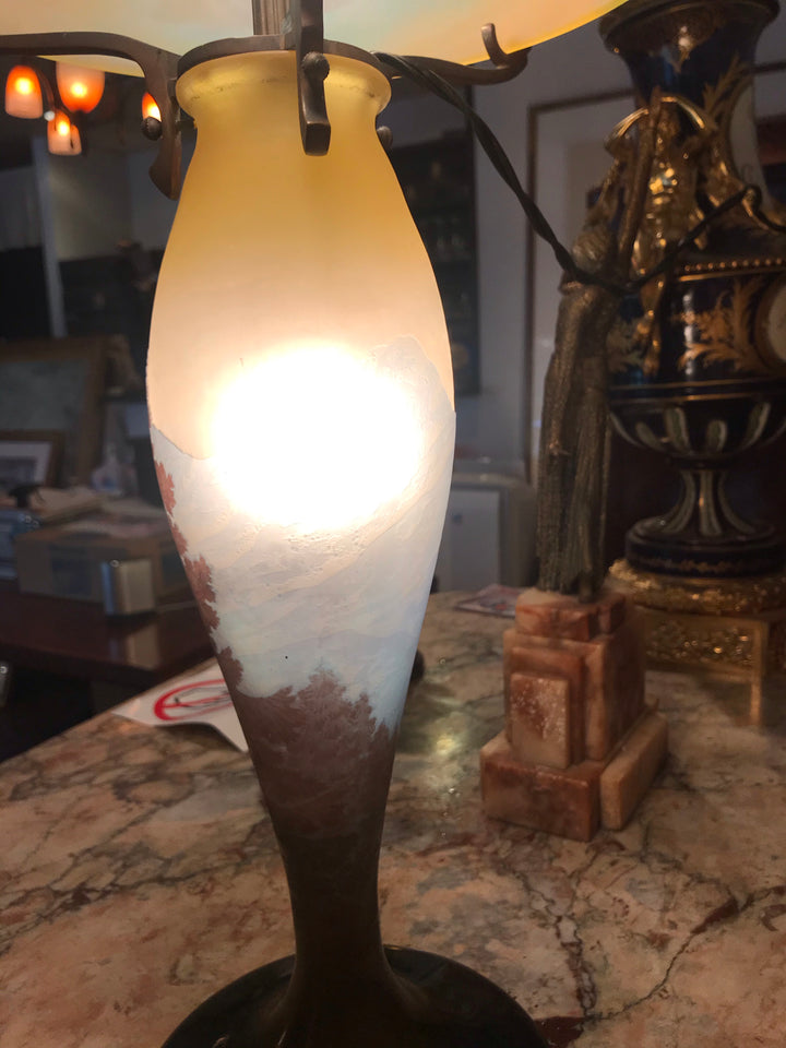 エミールガレ　山岳風景と鷲尾のアールヌーボー時代のアンティークテーブルランプ