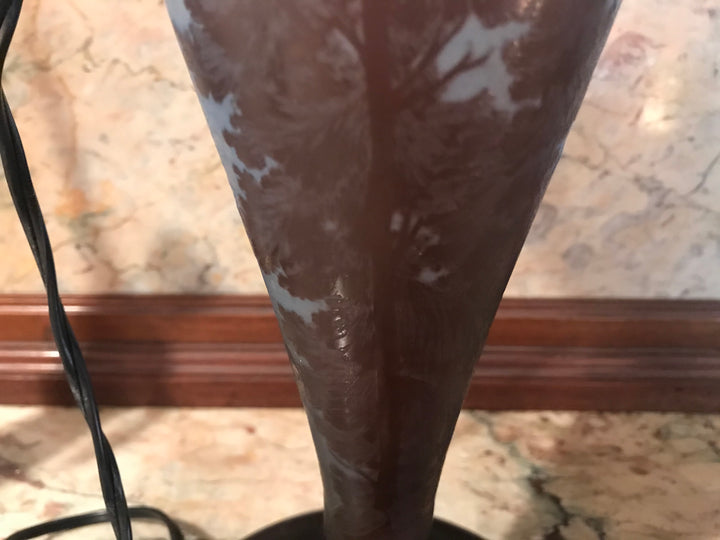 エミールガレ　山岳風景と鷲尾のアールヌーボー時代のアンティークテーブルランプ