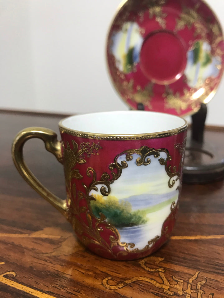 オールドノリタケ　アールヌーボー文様　ルビーレッドのコーヒーカップ＆ソーサー