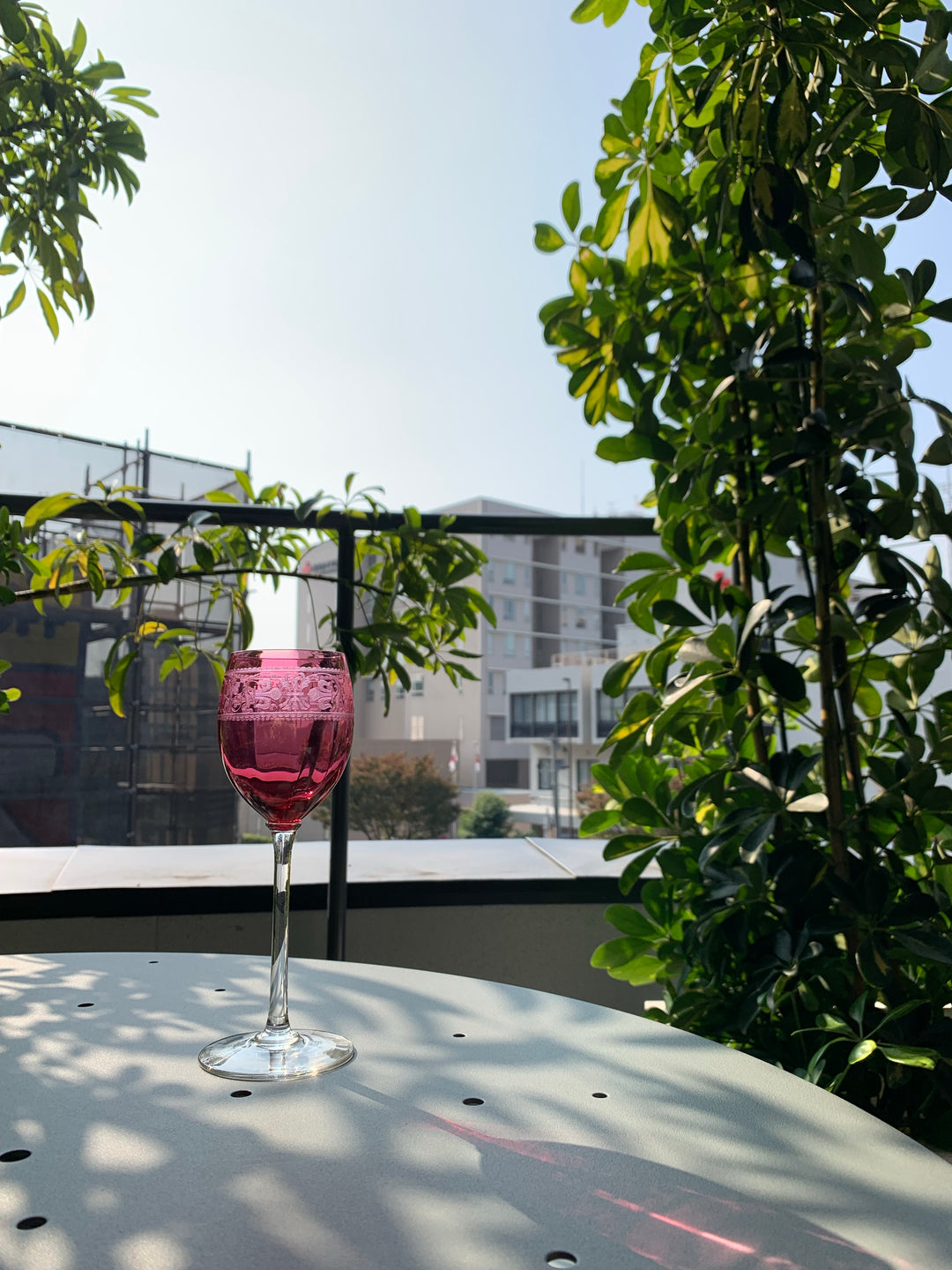 オールドバカラ　メディシス　ワイングラス　アメジスト（レッド）クリスタル