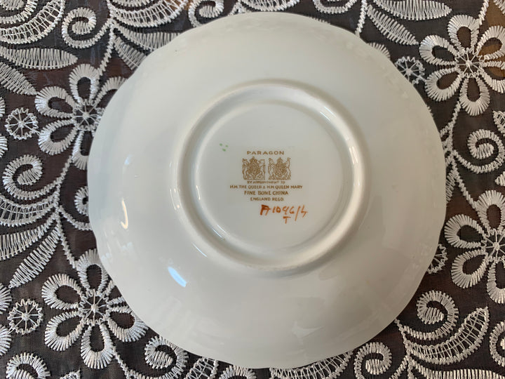 パラゴン（paragon）食器　ピンクローズと忘れな草のティーカップ&ソーサー