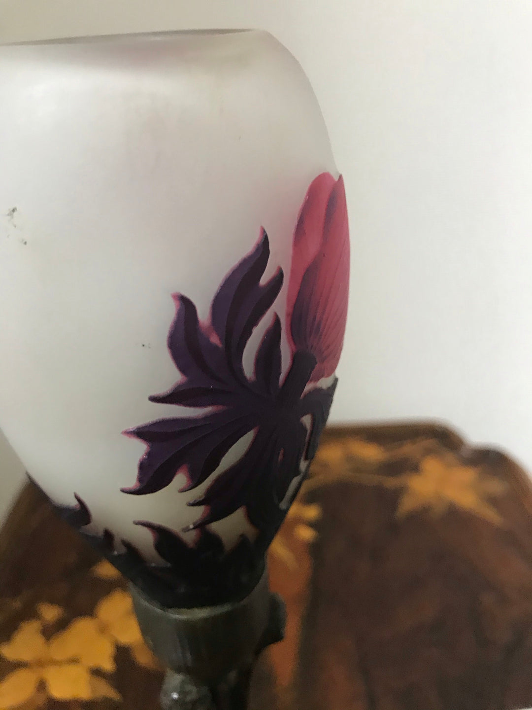 2/15日13:10分に売り切れました！最高峰！ミューラー兄弟　アネモネの花のテーブルランプ（アールヌーボーランプ）