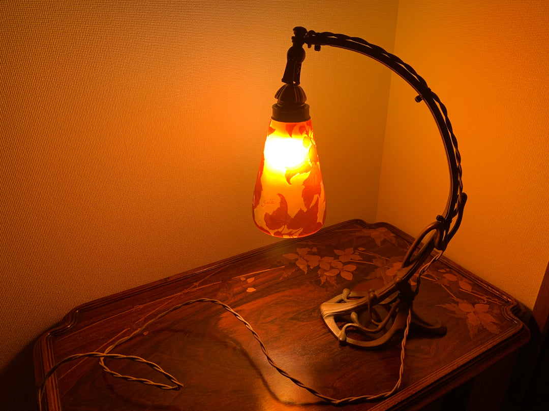 エミールガレ　フクシアの花テーブルのランプ