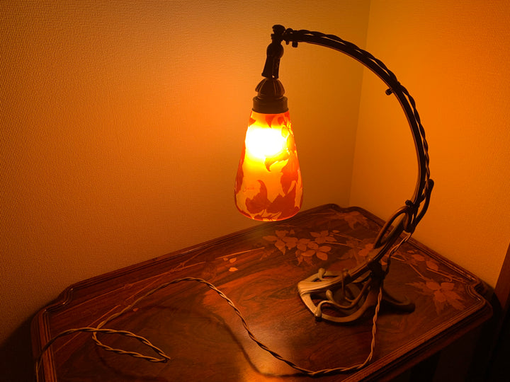 エミールガレ　フクシアの花テーブルのランプ