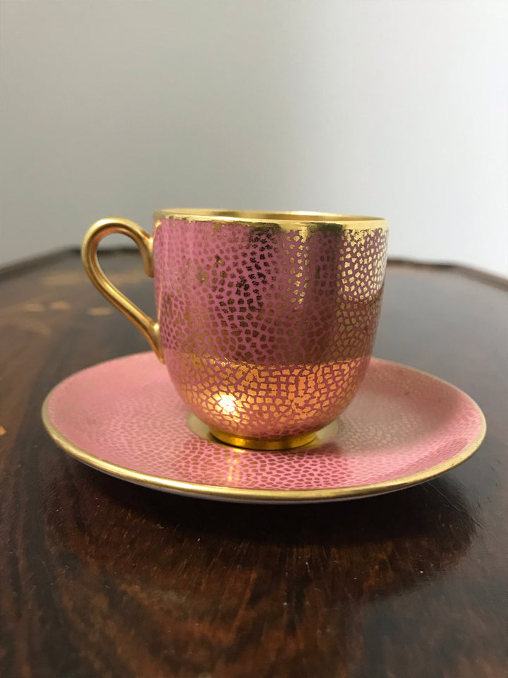 コールポート　ピンクモザイクとゴールドのデミタス　カップ＆ソーサー　1750年製