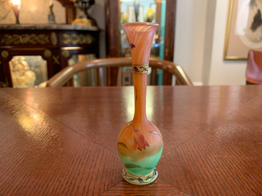 ドームナンシー「ドーム兄弟」シクラメンの花のくびれ型花瓶