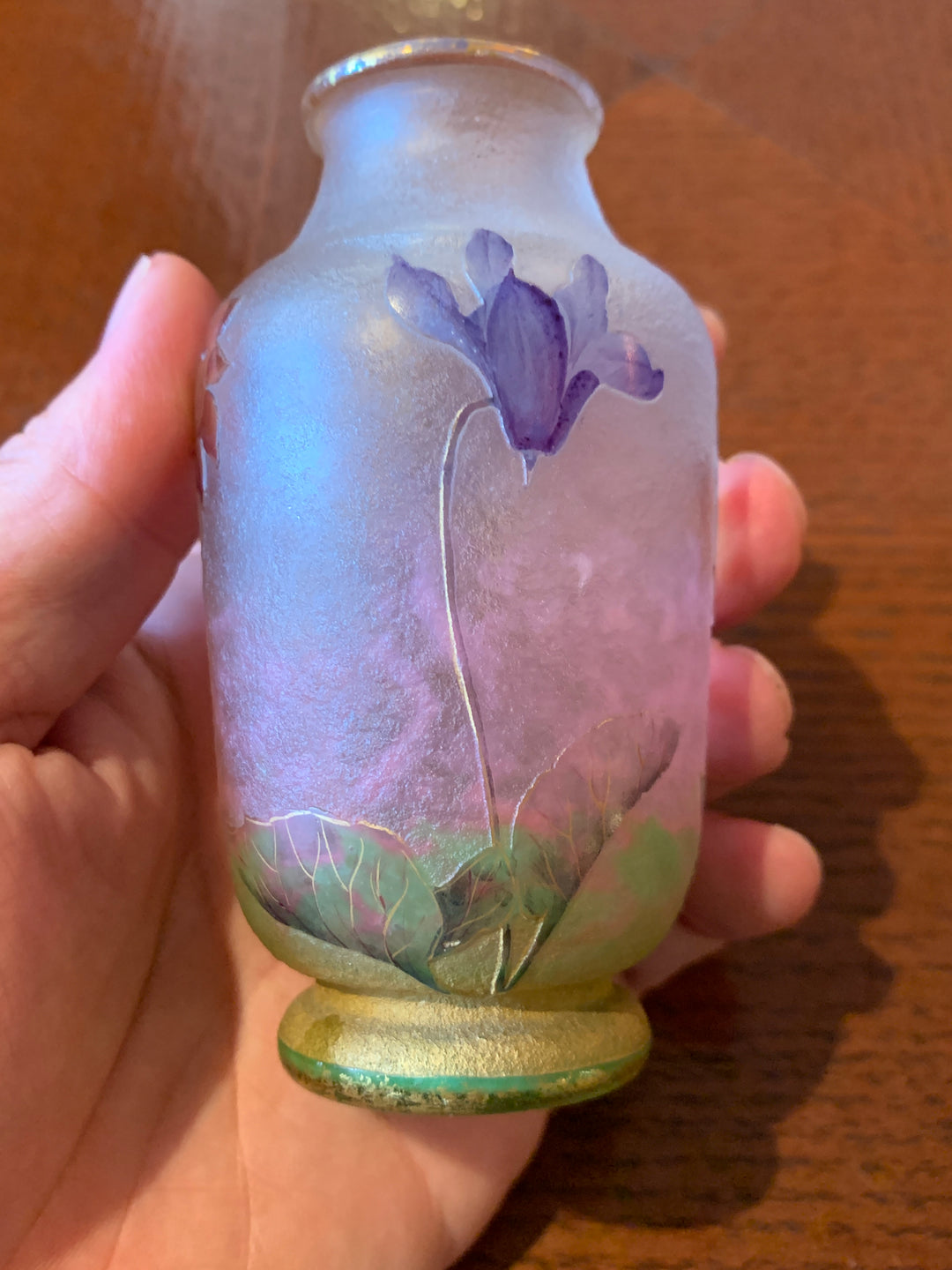 ドーム兄弟（ドームナンシー）シクラメンの花のピンクの花瓶