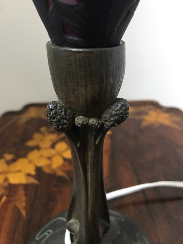 2/15日13:10分に売り切れました！最高峰！ミューラー兄弟　アネモネの花のテーブルランプ（アールヌーボーランプ）