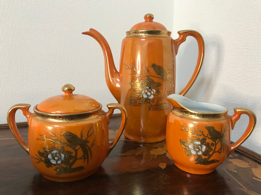 オールドノリタケ　朱色のラスターが使われたティーセット