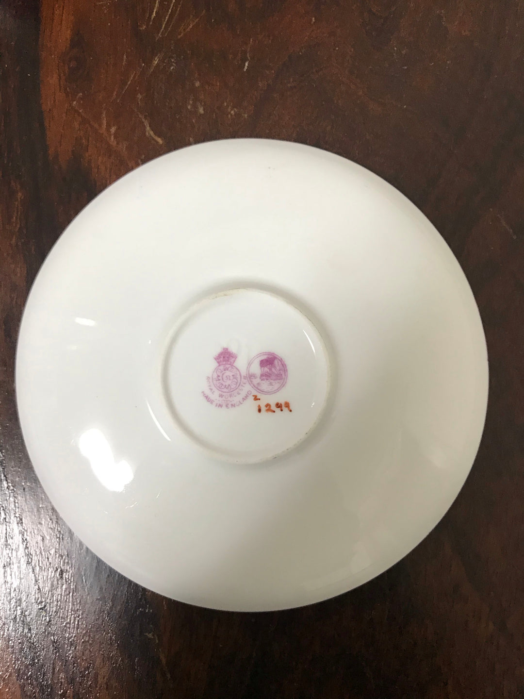 ロイヤルウースター　磁器　デミタスカップとソーサー　1897年頃