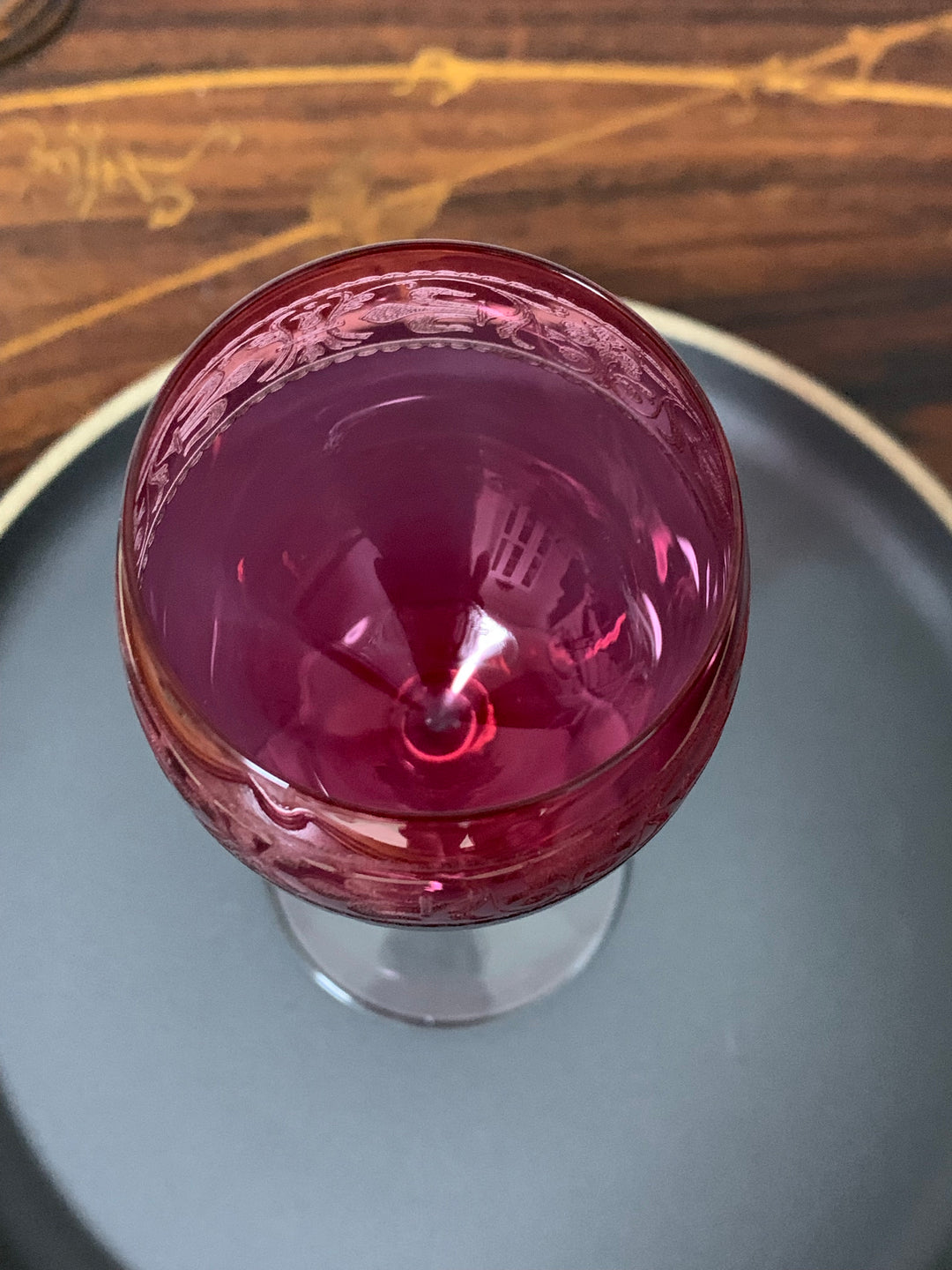 オールドバカラ　メディシス　ワイングラス　アメジスト（レッド）クリスタル