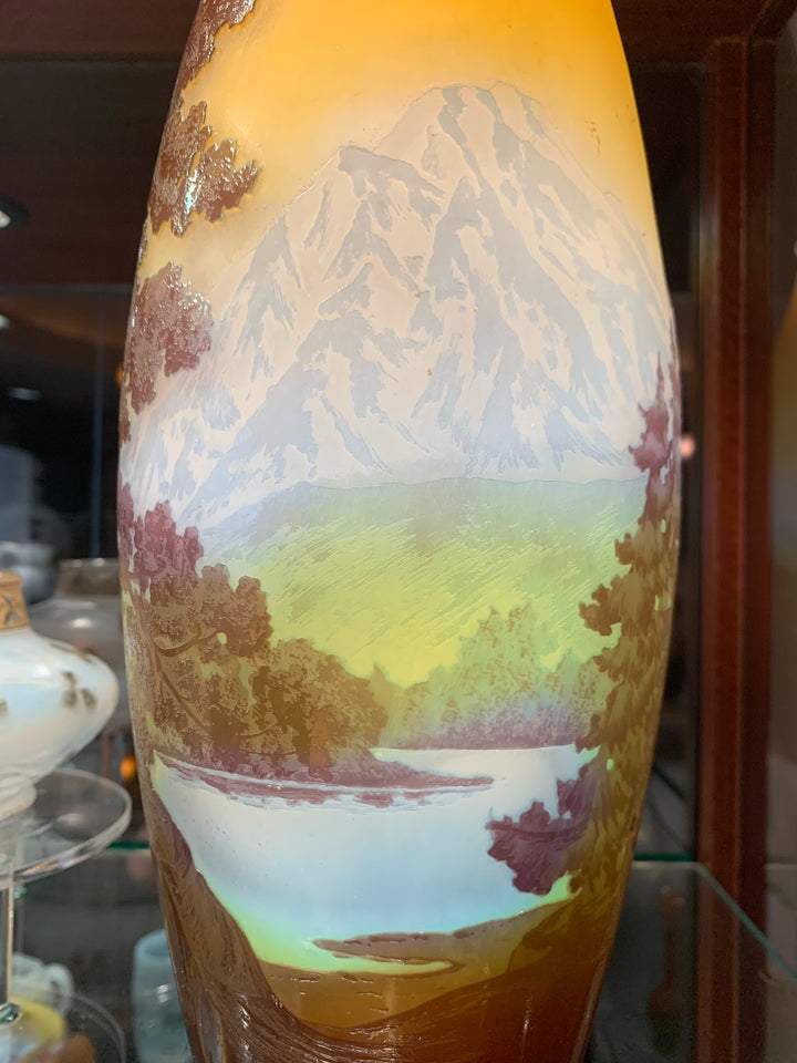 エミールガレ　圧巻の山岳風景の花瓶　多色仕様の最上級品
