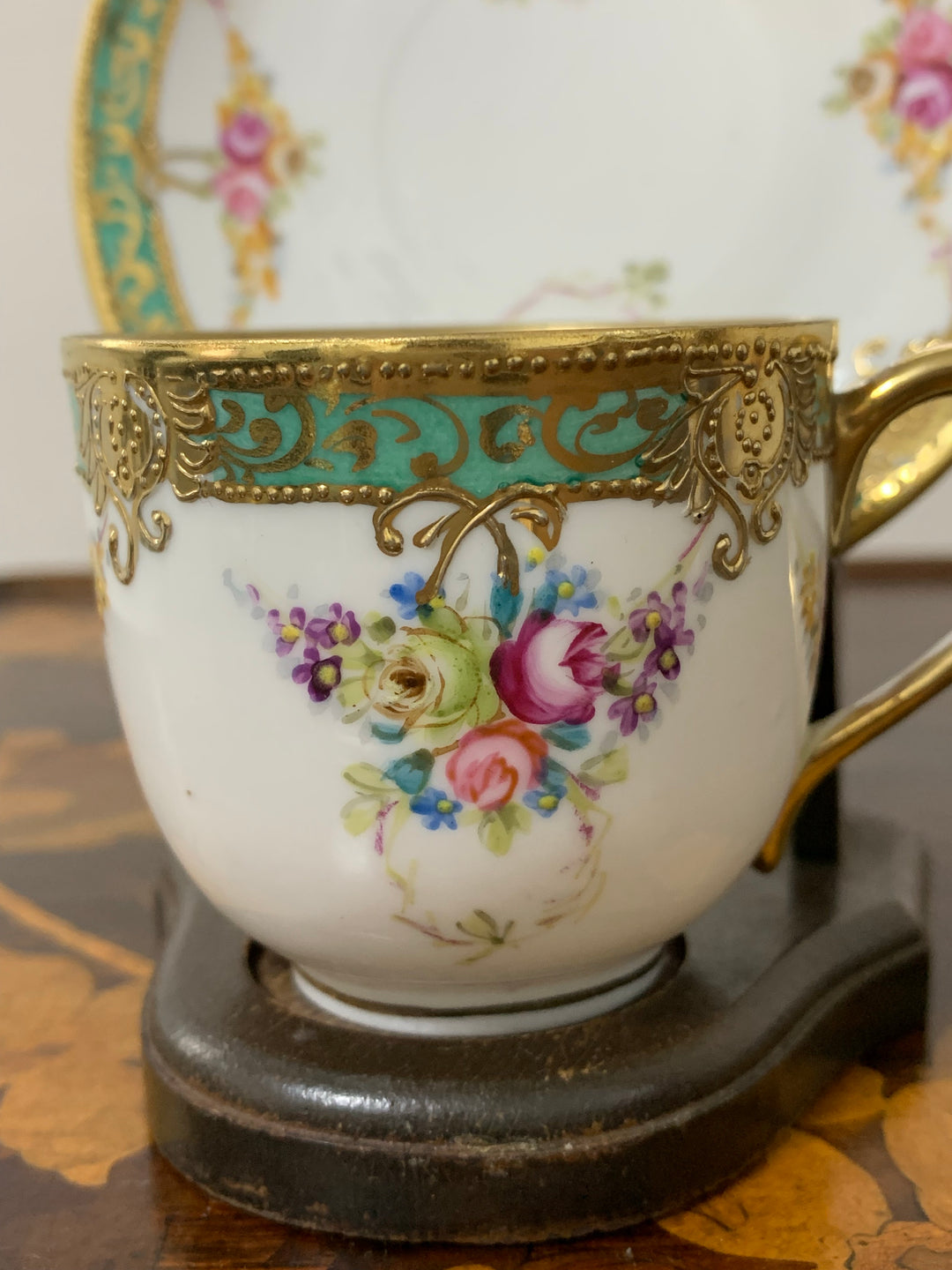 オールドノリタケ初期のマルキ印作品　ピンクローズのブルームのカップ＆ソーサー