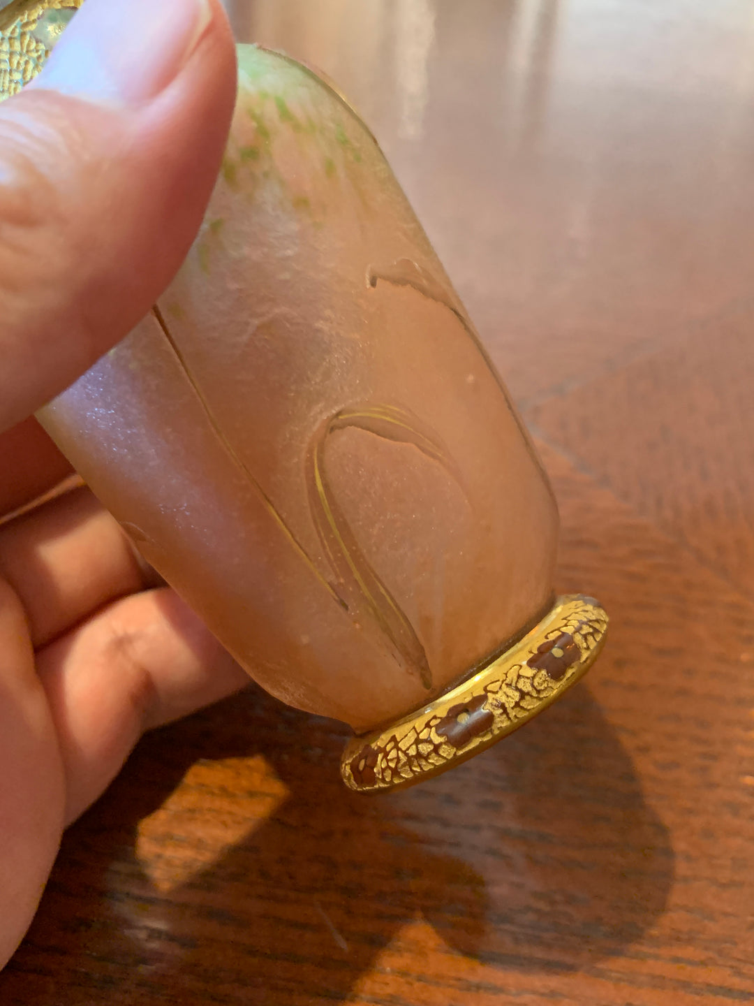 ドーム兄弟（ドームナンシー）シクラメンの花と金彩の花瓶