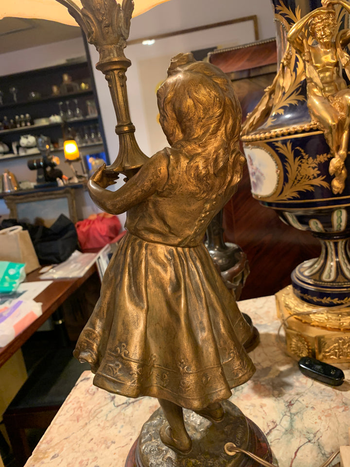 エミールガレ　少女が傘をさしたブロンズランプ（スターガレの時代）