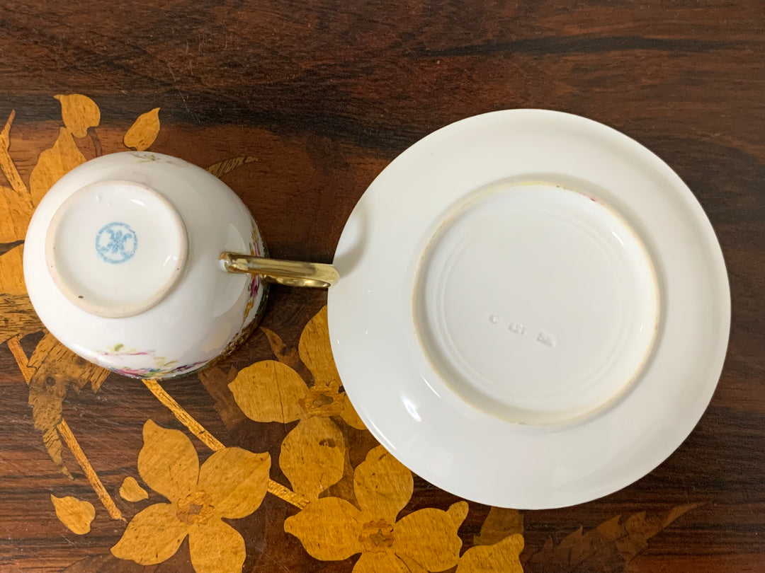 オールドノリタケ初期のマルキ印作品　ピンクローズのブルームのカップ＆ソーサー