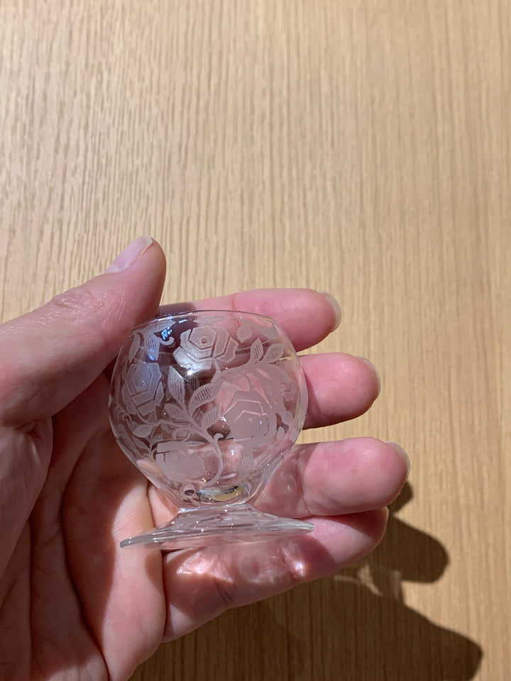 オールドバカラ　フォントネー『薔薇』極小のショットグラス２個とデカンタセット