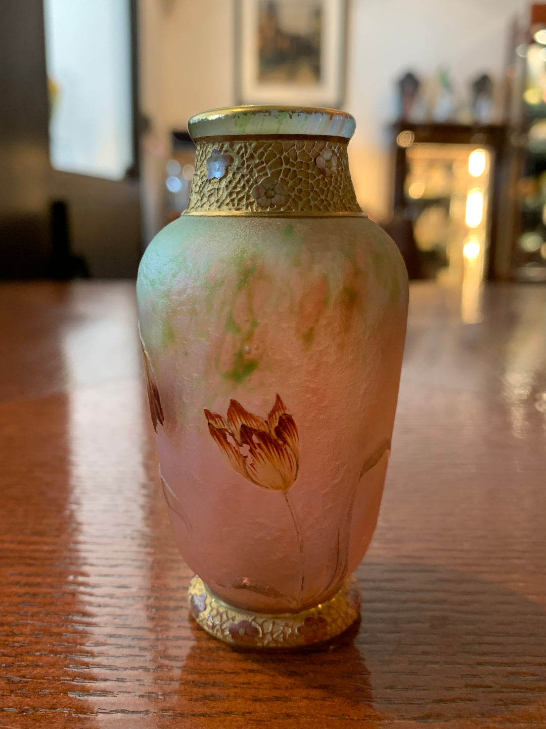 ドーム兄弟（ドームナンシー）シクラメンの花と金彩の花瓶