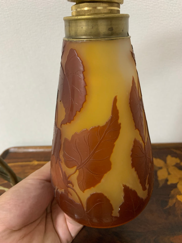 エミールガレ　フクシアの花テーブルのランプ