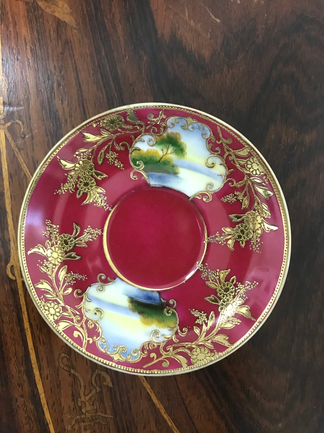 オールドノリタケ　アールヌーボー文様　ルビーレッドのコーヒーカップ＆ソーサー