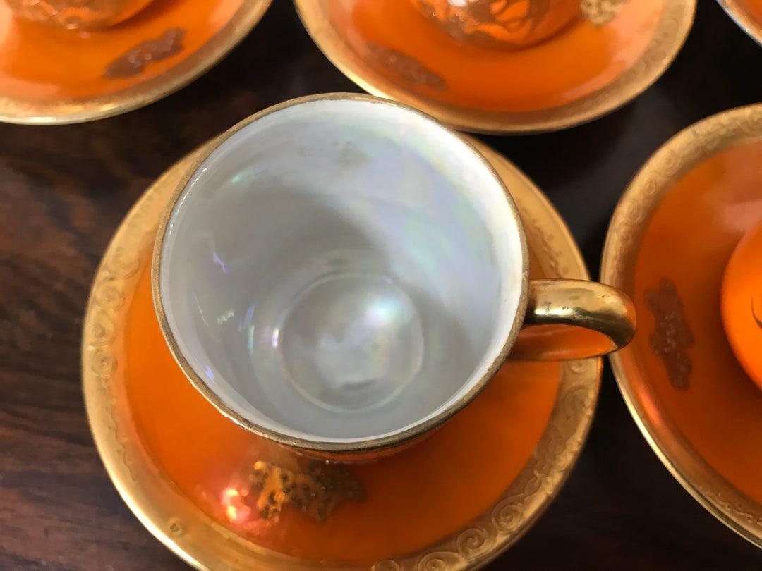 オールドノリタケ　朱色のラスターが使われたティーセット